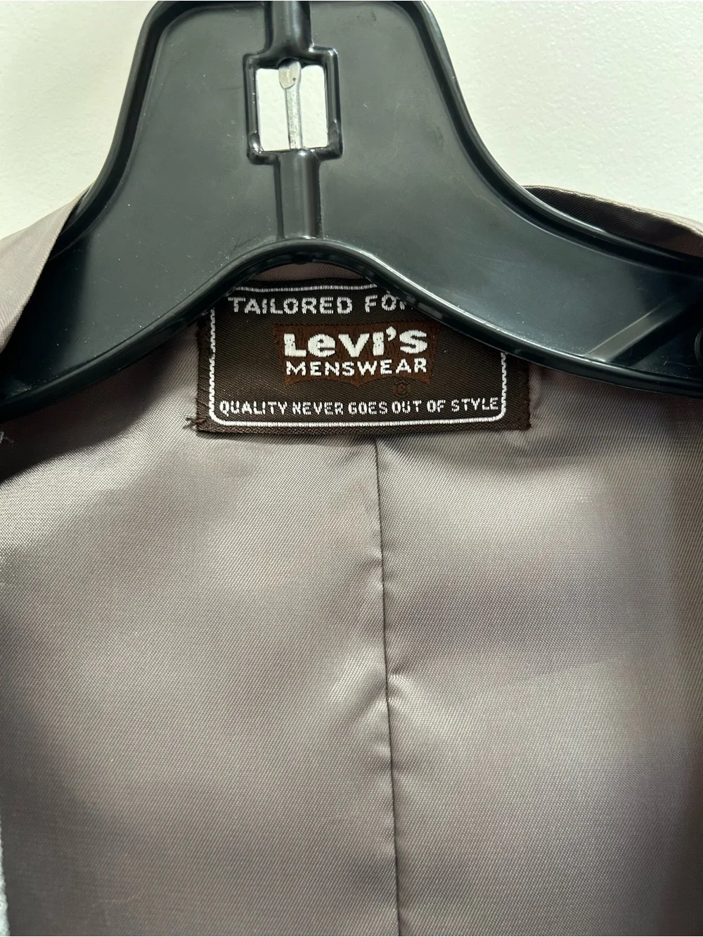 Vintage Levi’s gray Three-Piece Suit - action suit Blazer, Vest & Trousers